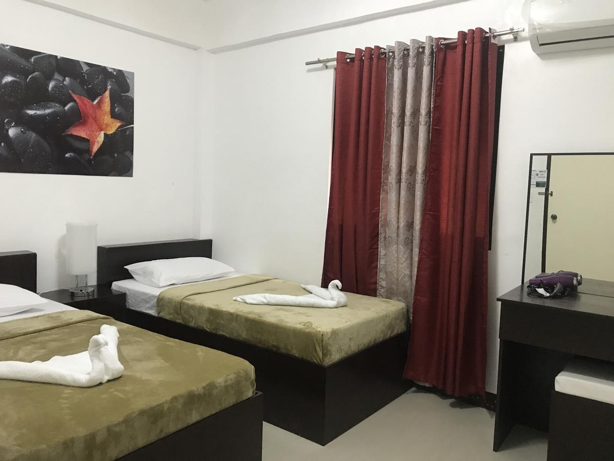 4C'S Tourist Lodge Puerto Princesa Dış mekan fotoğraf