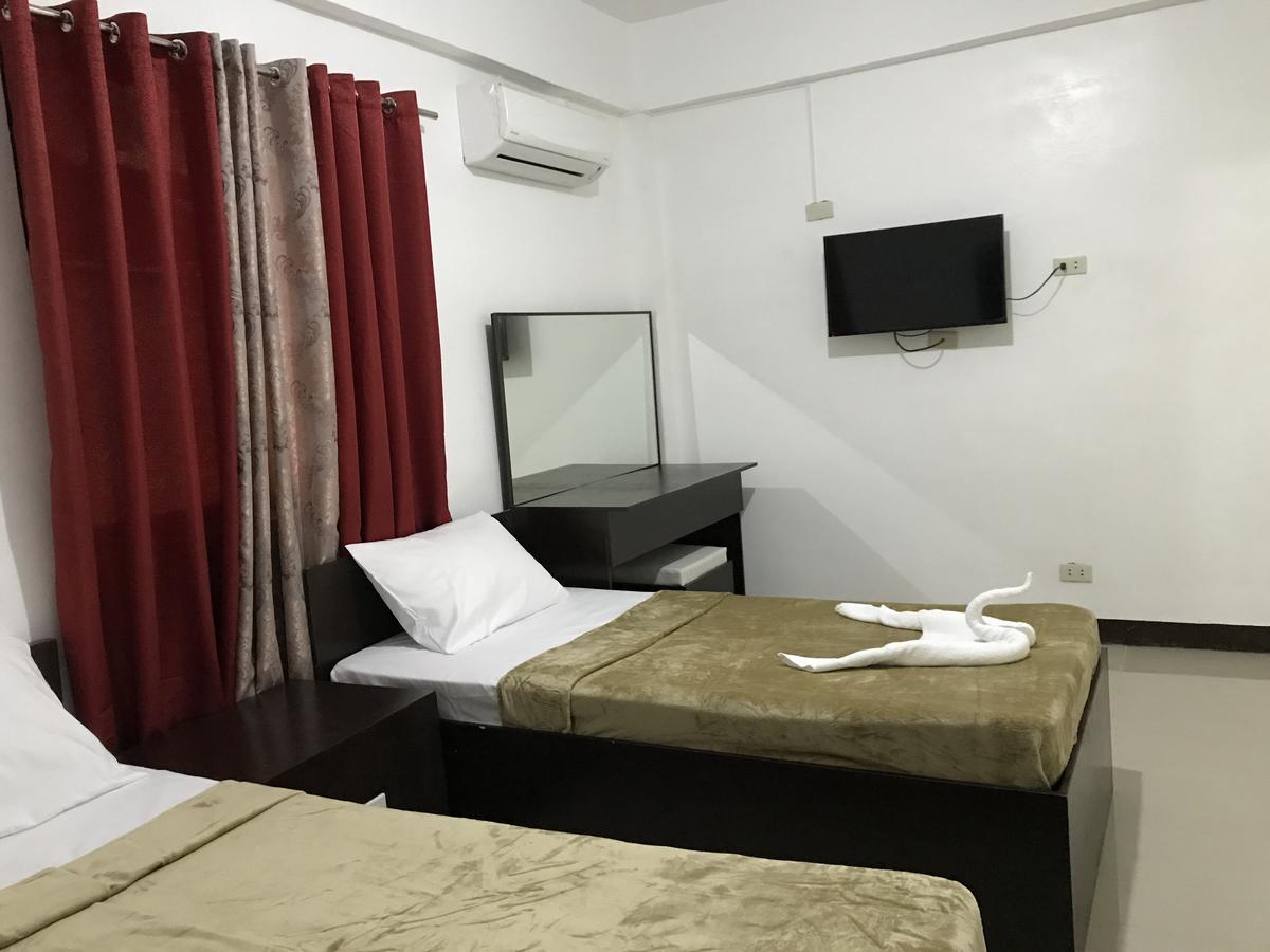 4C'S Tourist Lodge Puerto Princesa Dış mekan fotoğraf