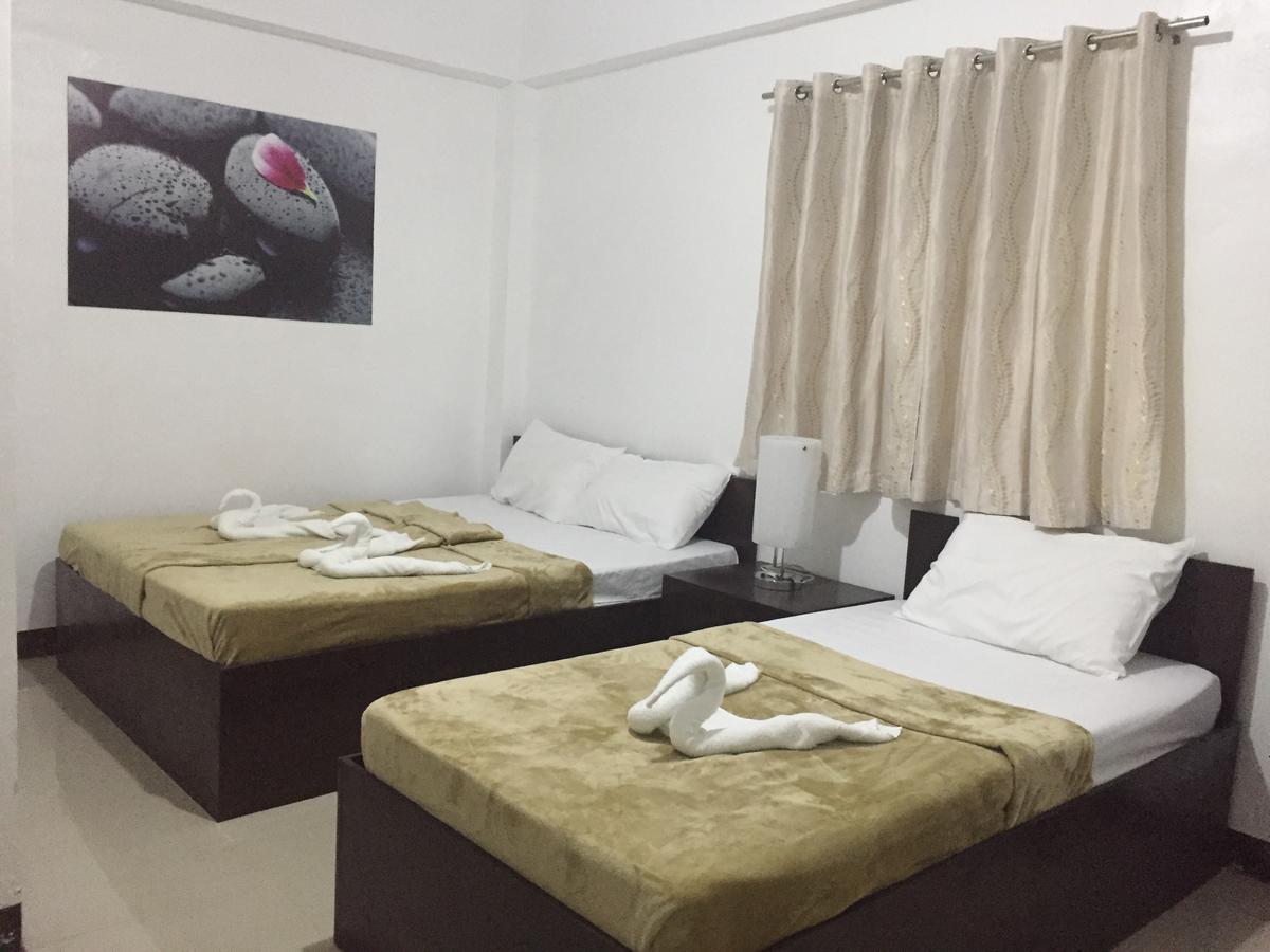 4C'S Tourist Lodge Puerto Princesa Dış mekan fotoğraf