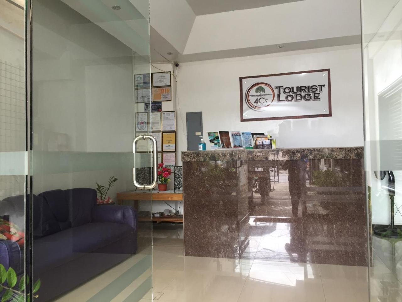 4C'S Tourist Lodge Puerto Princesa Dış mekan fotoğraf